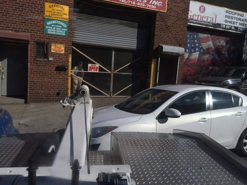 Tow truck service queens.jpg