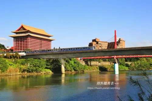 00017 圓山飯店 vs 台北捷運.webp