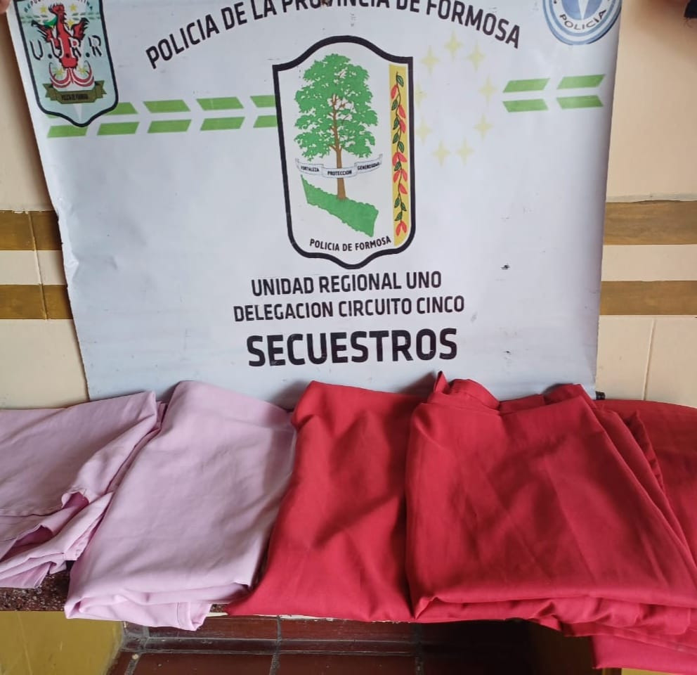 467779942_1092310855887474_8322444360681132814_n.jpg Se recuperaron cortinas que fueron sustraídas de un establecimiento educativo en el distrito cinco