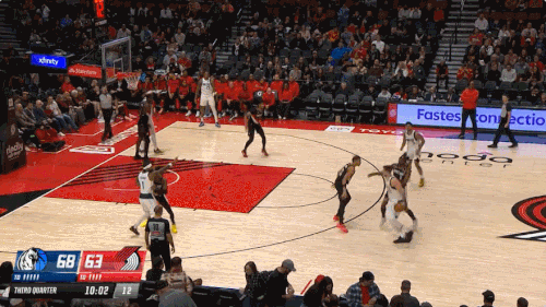 GIF 12 1 2024 9 29 45 PM.gif