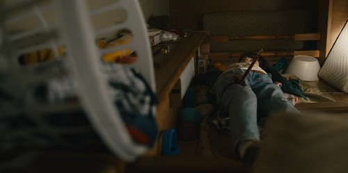 From.S01E01.Long.Days.Journey.Into.Night.1080p.AMZN.WEB DL.CZ EN.x265.HEVC My.mkv snapshot 30.28 [20.jpg