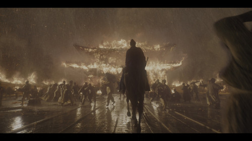 Uprising.2024.2160p.NF.WEB DL.CZ KO.DDP5.1.DV.HDR.H.265 HHWEB.mkv snapshot 00.31.00 [2024.12.03 16.3.jpg