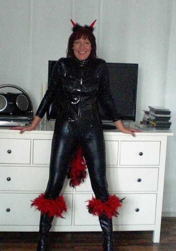 Lederlady T Fasching 2.jpg