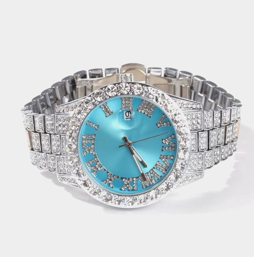 Блестящи диамантени часовници.jpg