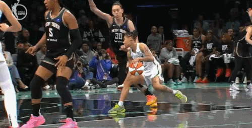 GIF 10 20 2024 8 57 13 PM.gif