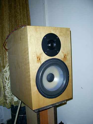 DIGITAL CAMERA.jpg