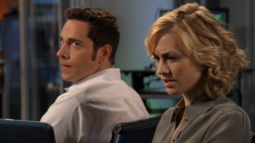 Chuck S05E01 003.png