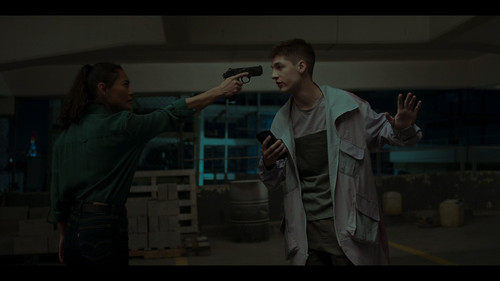Bandidos.2024.S02E01.The.Past.Comes.Calling.1080p.NF.WEB DL.CZ ES.DD+5.1.H.264 playWEB.mkv snapshot .jpg