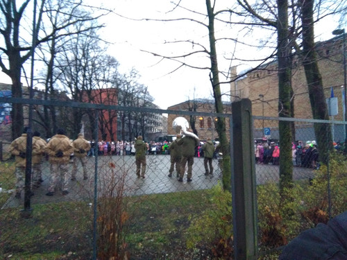 P 20241120 103003 BF