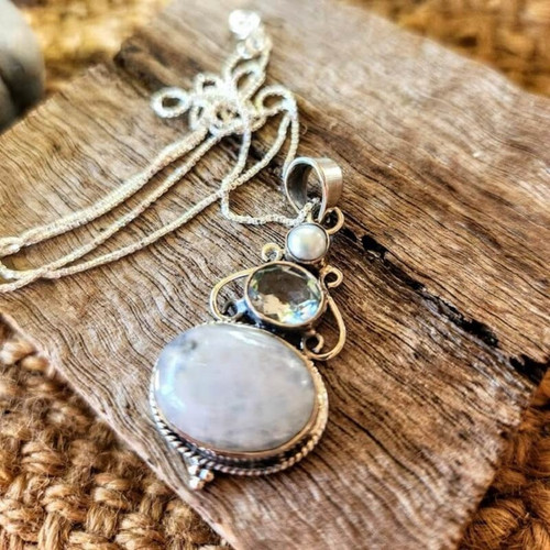Buy Moonstone Necklace Online Australia.jpg