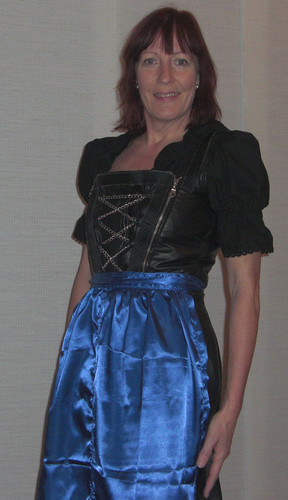 Lederdirndl1.jpg