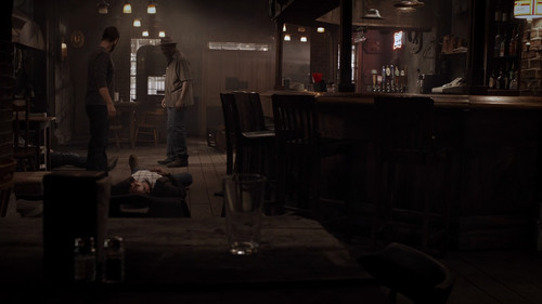 Banshee.S01E01.Pilot.1080p.BluRay.CZ EN.DD5.1.x265.HEVC My.mkv snapshot 19.02 [2025.01.16 17.47.45].jpg