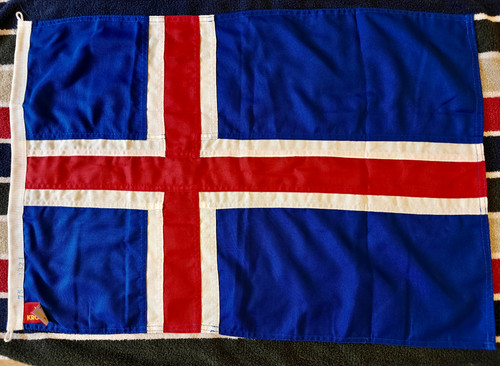 Flag of Iceland. [Sewn].jpg