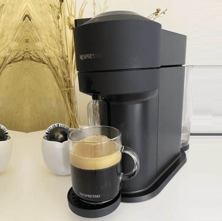 Cafeteira Automática Nespresso Vertuo Next Tecnologia Centrifusion Preta Fosco