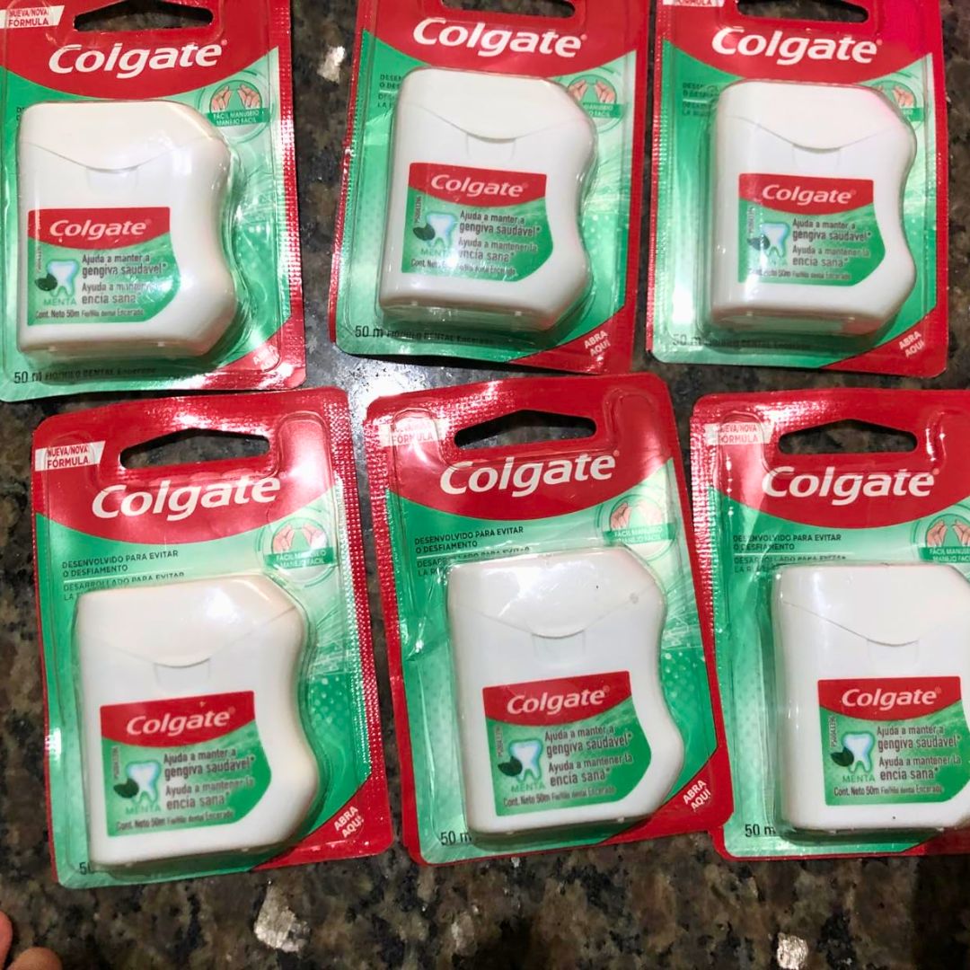 COLGATE Fio Dental Colgate Total Menta 50M