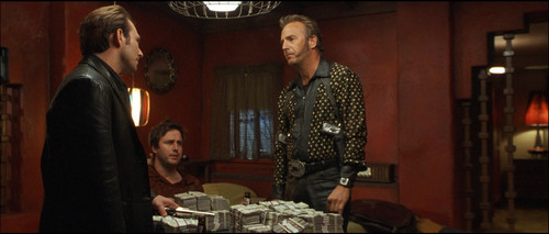3000.Miles.to.Graceland.2001.1080p.BluRay.CZ EN.X264 AMIABLE.mkv snapshot 00.38.48 [2024.12.31 23.38.jpg