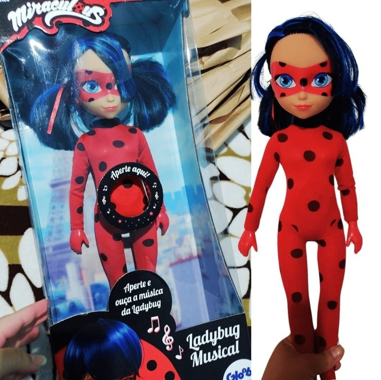 Boneca Miraculous Ladybug Musical, Baby Brink, Vermelho Com Bolinhas Pretas