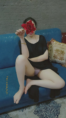 البوم كامل 14 صوره لي ديوث خول يصور مراتو البوه ال قاعده تتشرمط قدام الكمرا 29dQzRS.md