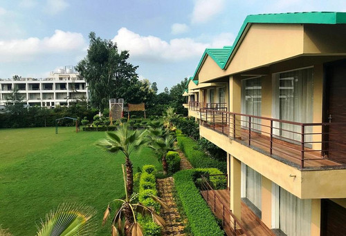 Kickstart 2025 with Epic Jim Corbett New Year Adventures with CYJ.jpg