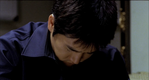 cap Geoul.sokeuro.2003.720p.WEB DL.DD5.0.H.264 MooMa 00 38 57 03.png