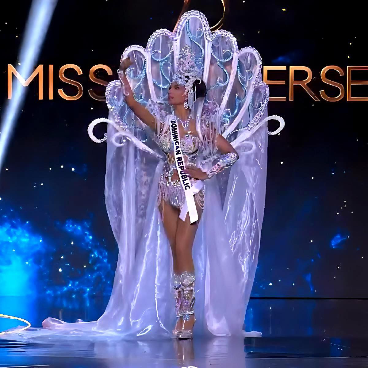 preliminary competition de miss universe 2024. - Página 3 2AUPmfS