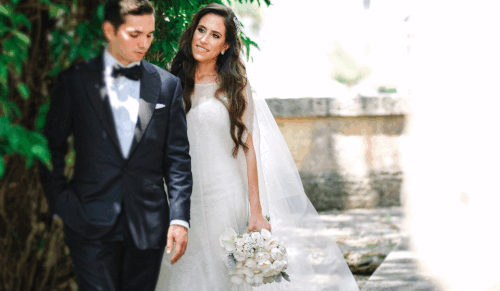 Capture Stunning Vizcaya Wedding Photography in Miami, FL.gif