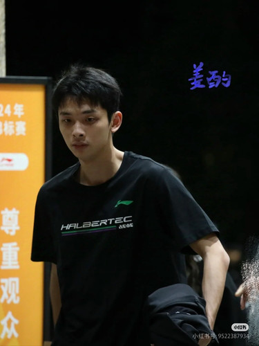 Camera XHS 17300442780941040g2sg319f6k0o56cd05o398mgg9f0o2f41at8.jpg