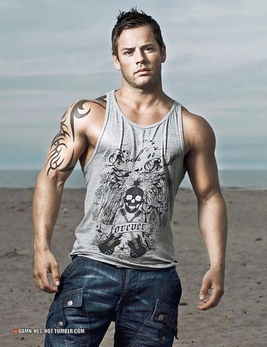 tumblr 6c8f289181086839603e65e15e8dbb6c e666b7d1 2048.jpg