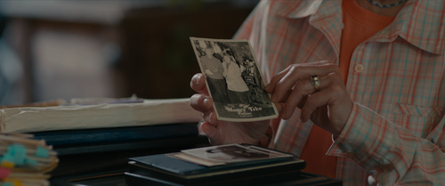 Heavens.Gate.The.Cult.of.Cults.S01E01.2020.2160p.Max.WEB DL.DDP5.1.DV.HDR.H.265 HHWEB.mkv 20250208 1.png