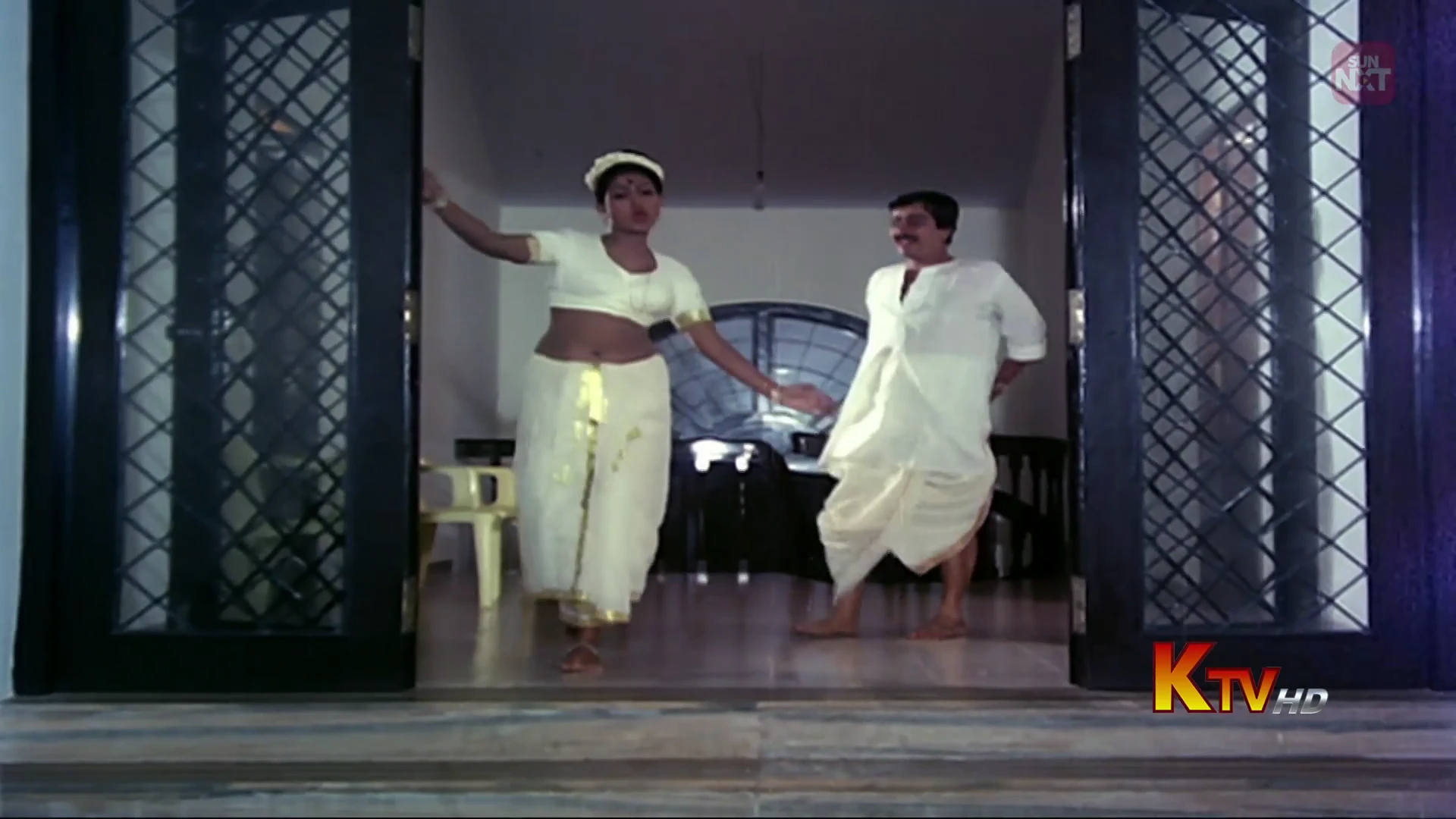[Image: 2DVU1Tv.webp]
