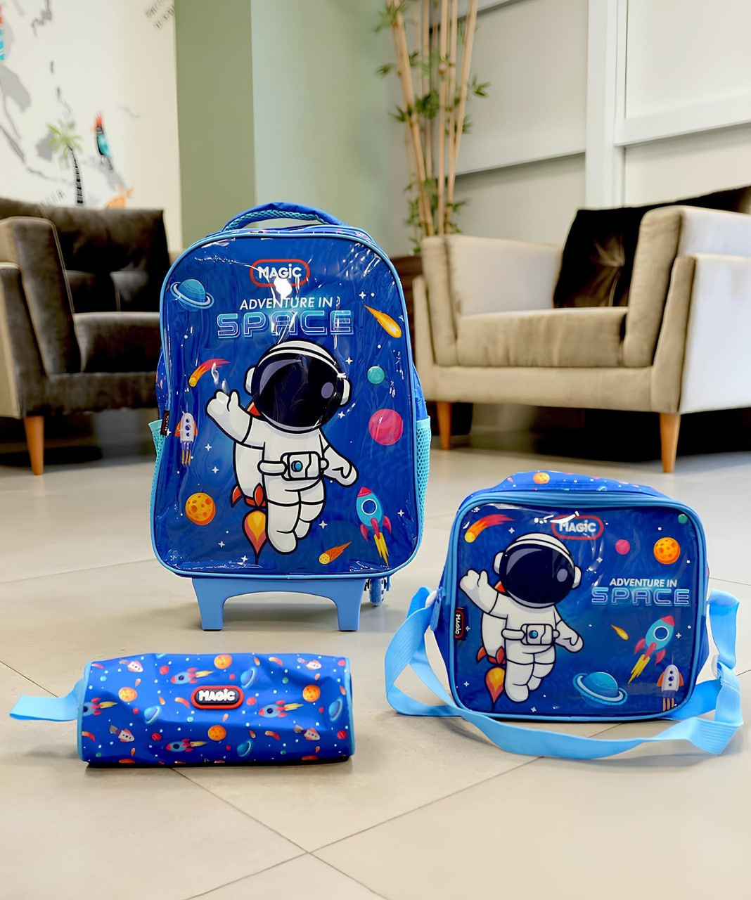 Kit De Mochila Escolar Magic Kids Mochila De Rodinhas Com Estojo E Lancheira Espaço Com Design Astronauta Multicolorido