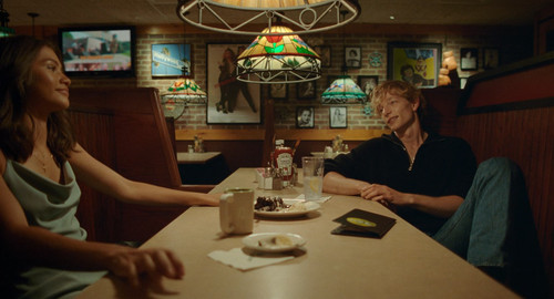 Challengers.2024.1080p.BluRay.CZ EN.x265.HEVC My.mkv snapshot 01.17.18 [2024.12.05 12.32.29].jpg