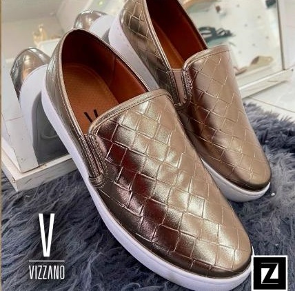 Slip On Vizzano Matelassê Feminino – Dourado