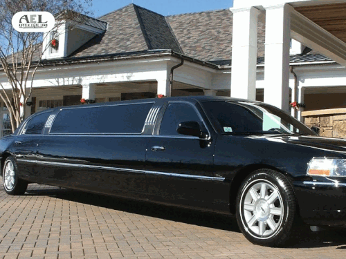 Luxury Executive Limo Service in San Antonio, Texas.gif