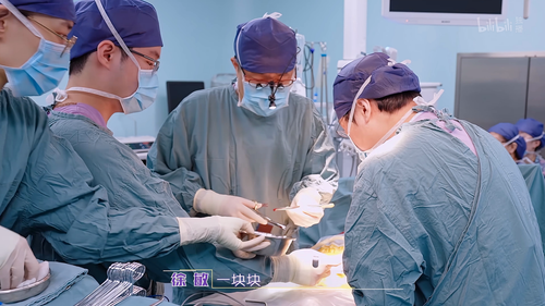 闪闪的儿科医生.The.GLorious.Pediatricians.S02E03.2023.2160p.WEB DL.H265.AAC HHWEB.mp4 20241205 102115.194.png