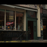 Black.Doves.S01E01.To.Love.1080p.NF.WEB DL.CZ EN.DD+5.1.x264 FLUX.mkv snapshot 37.06 [2024.12.05 15.