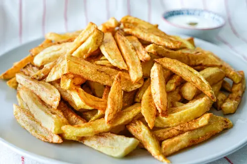 patates kizartmasi yemekcom.webp