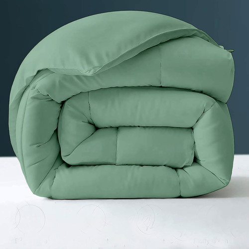 Emerald (2).jpg