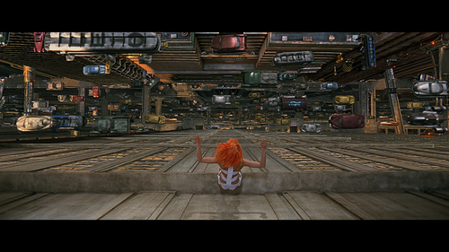 The.Fifth.Element.1997.UHD.BluRay.2160p.TrueHD.Atmos.7.1.HEVC.REMUX FraMeSToR.mkv snapshot 00.32.png