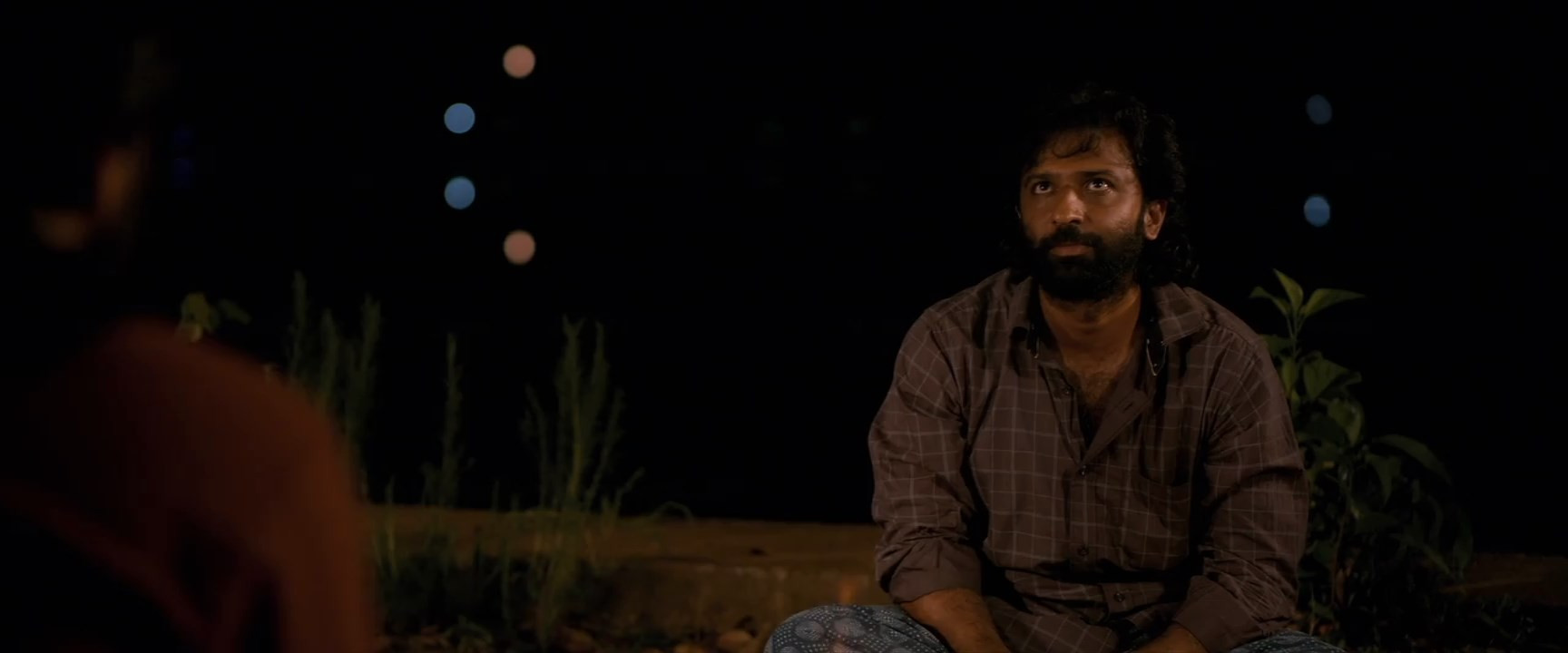 [www.MoviesFD.vip] Narudi.Brathuku.Natana.2024.WebRip.720p.x264.[Telugu].AAC.mkv snapshot 00.39.53.1