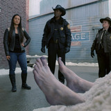 Resident.Alien.S01E01.Pilot.1080p.AMZN.WEB DL.EN.DD+5.1.x265.HEVC My.mkv snapshot 30.00 [2024.12.07 