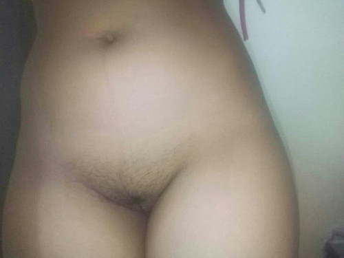 شرموطه مصريه قمرخام تعرض لحبيبها جسمها المربرب و كسها المشعر 2H03iT7.md