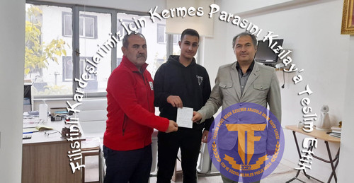 0 Manset Kermes Gelirimizi Kizilay Baskanina Teslim Ettik.jpg