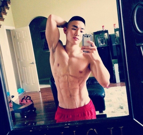 tumblr o8fckuibjW1t9v129o1 1280.jpg