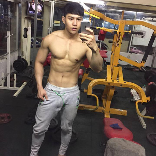 tumblr nsg9hm4dBm1rsxw8lo1 1280.jpg