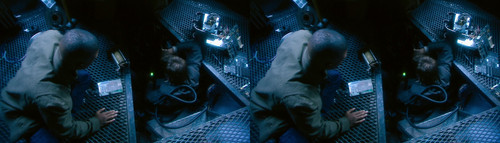 Doctor Who (2005) S02E05 Rise of the Cybermen 1 [Bluray 2160p][DTS HD MA 5.1][x264][SBS] Ziggy.mkv s.jpg