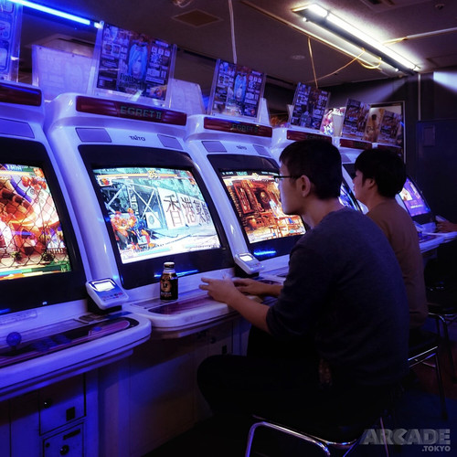 20201115+ +Street+Fighter+Third+Strike..Egret+II+ +Players+at+candy+cabs+in+Japanese+game+centre+ +C.jpg