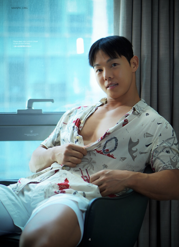 The Boy Series 17 Saeroi (3).png