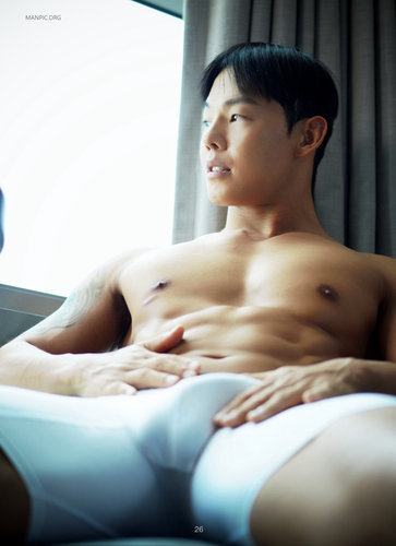The Boy Series 17 Saeroi (24).png