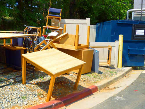 Efficient Junk and Furniture Removal Services in Los Angeles.1